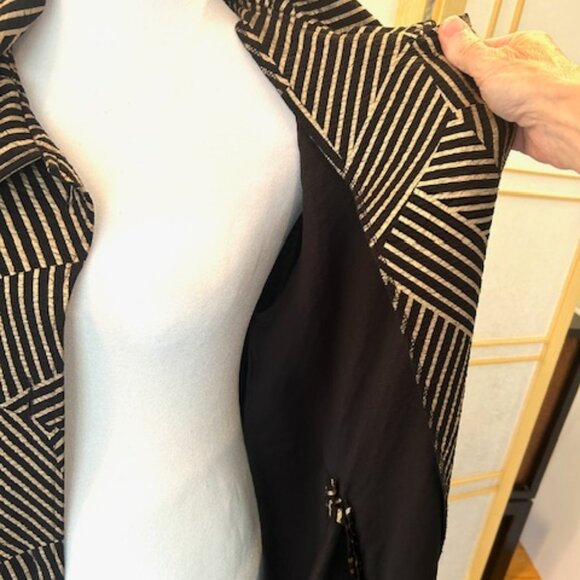 Damee. Inc. Swing Jacket - Size M - Picture 6 of 11